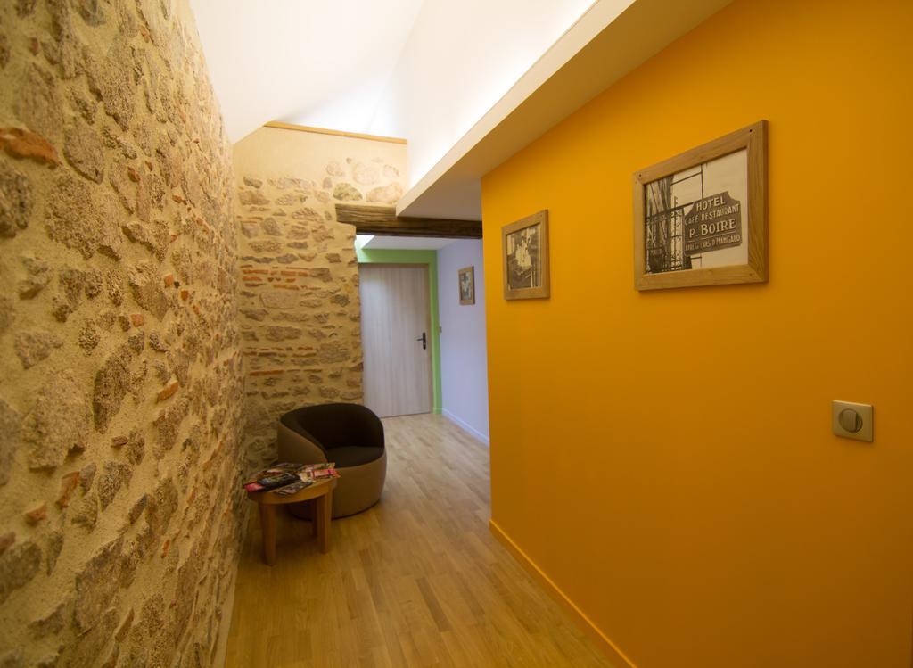 Gites Le Lancelot Ambierle Exterior foto